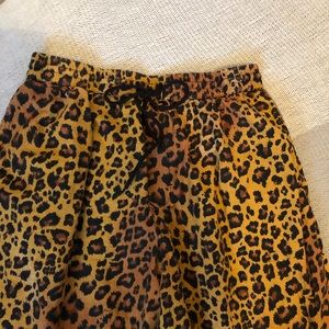 Leopard print joggers w/drawstring waist